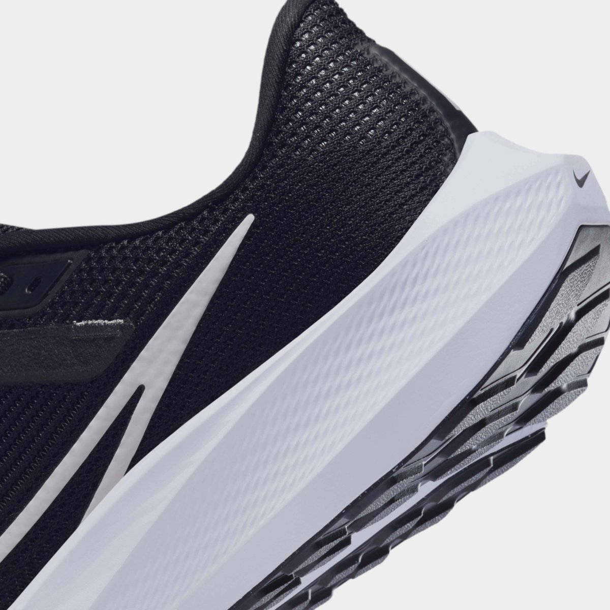 Nike zoom running store shoes mens