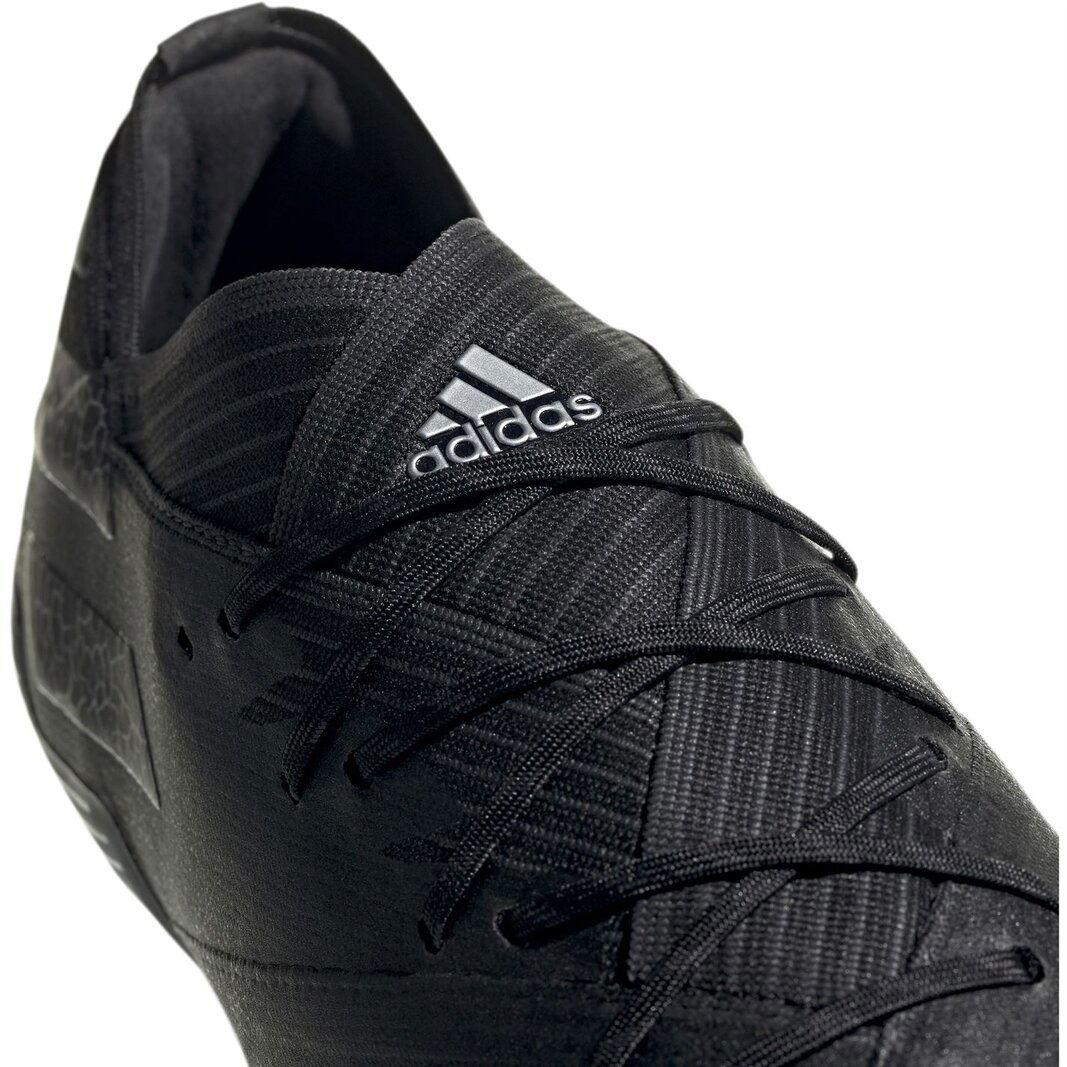 Nemeziz store 19.3 black