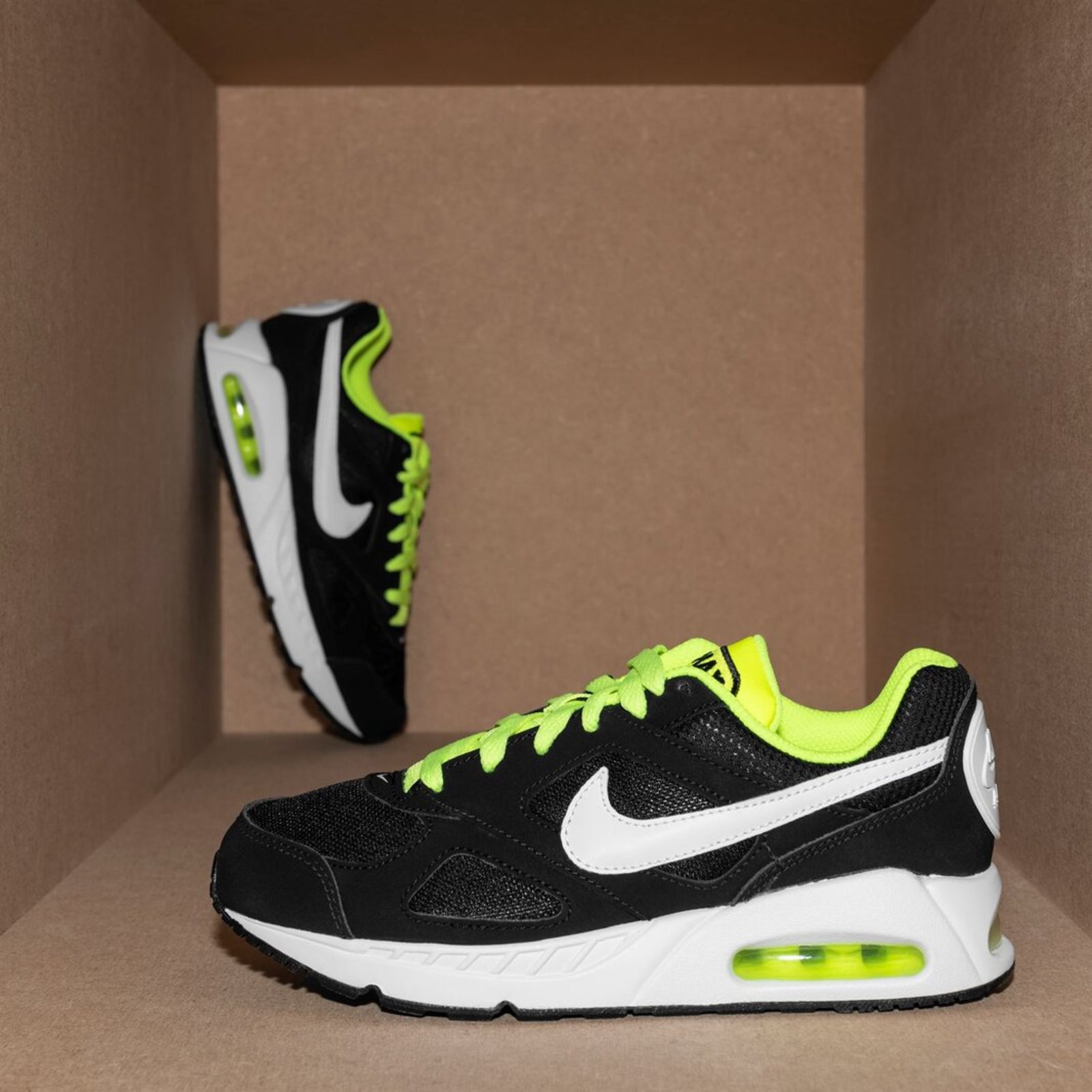 Nike air max ivo infantil best sale