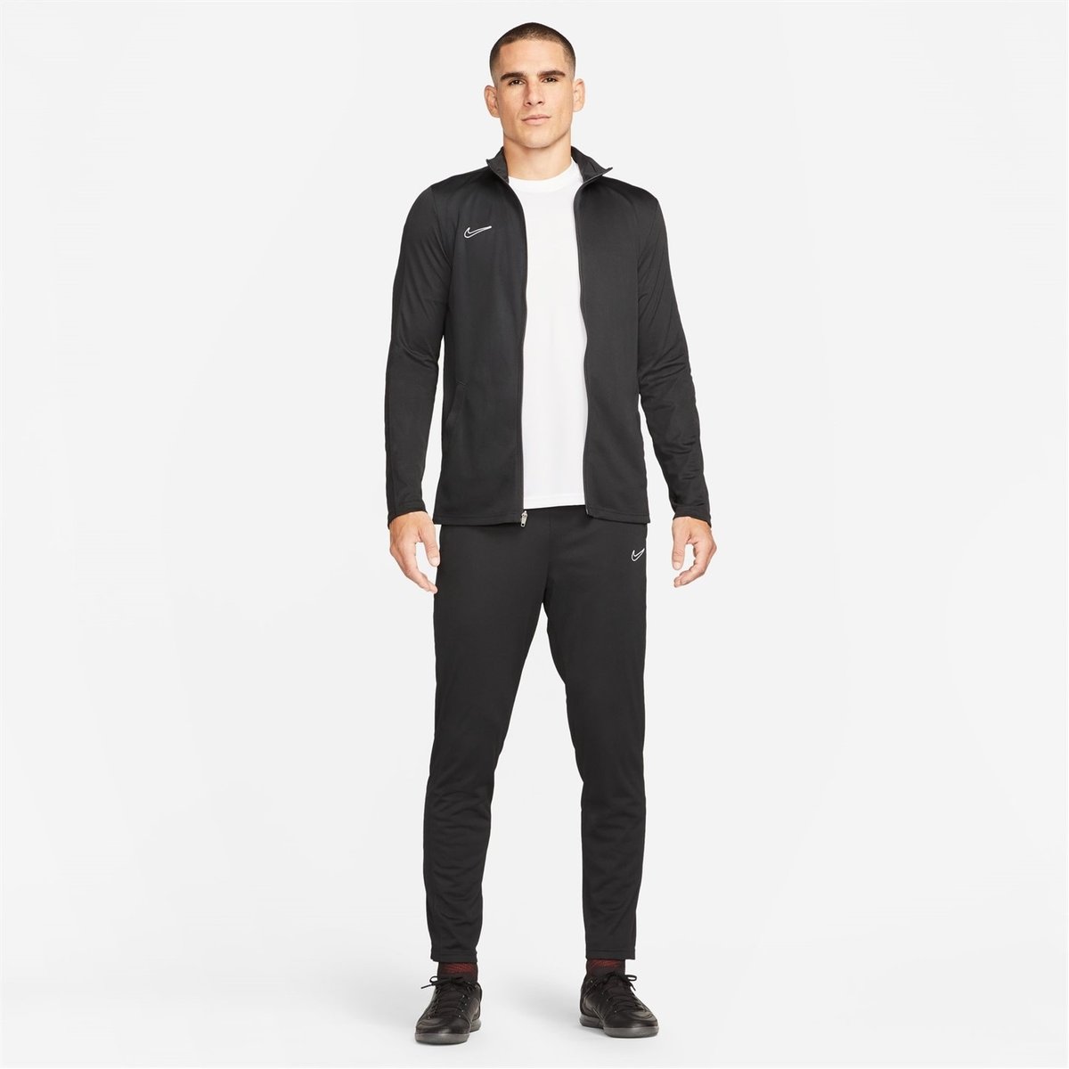 Nike black 2024 tracksuit men