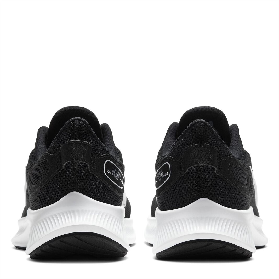 Run all day women's shop running shoes black / white