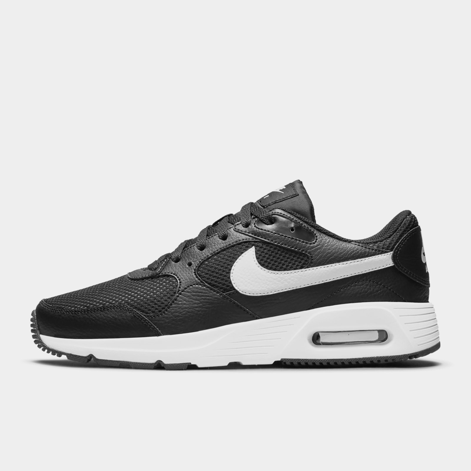 Nike white deals mens shoes