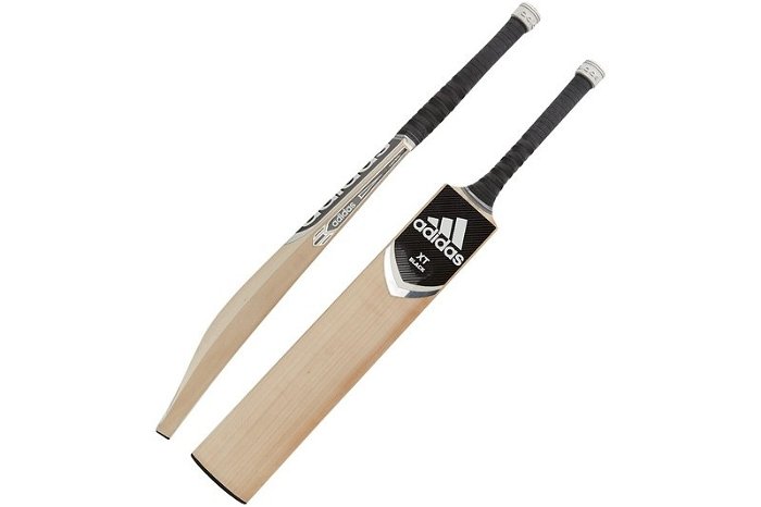 XT Black 3.0 Junior Cricket Bat