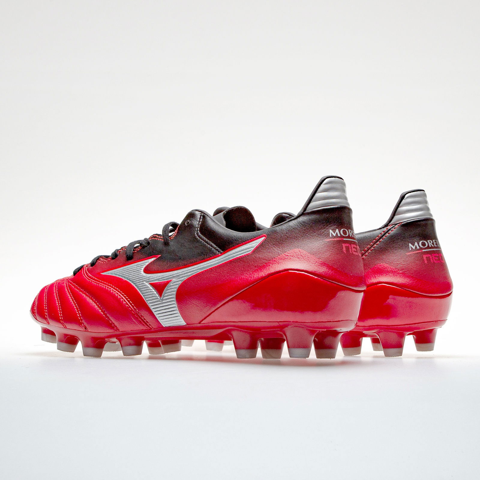 Red mizuno deals rugby boots