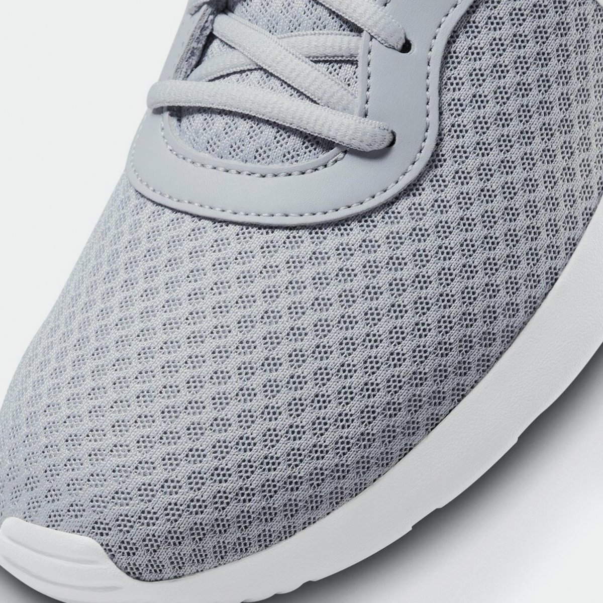 Nike tanjun grey clearance mens