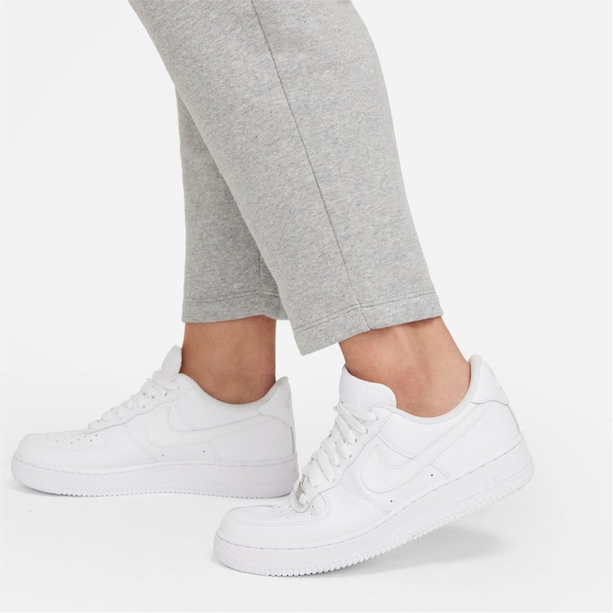 Nike womens best sale jogging bottoms